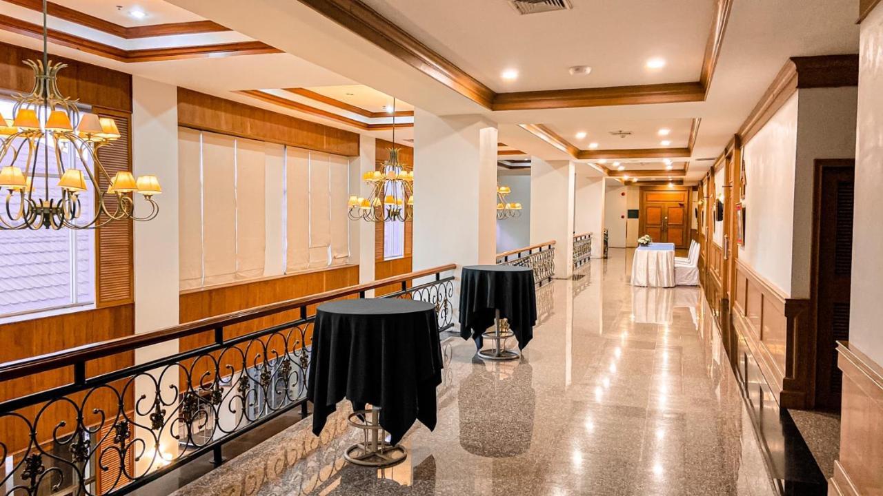 סוראט תאני K Park Grand Hotel Sha Plus Certified מראה חיצוני תמונה